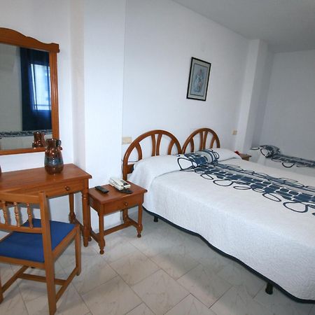 Hotel Candano Isla Plana Extérieur photo